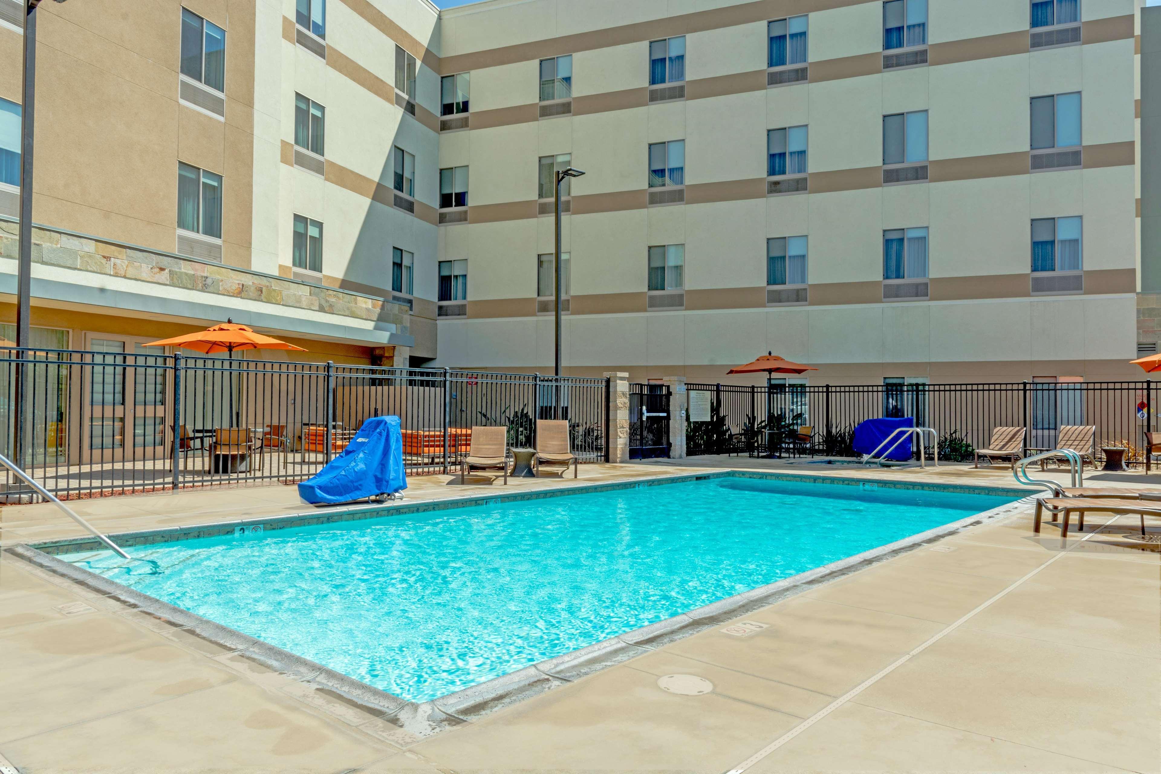 Hampton Inn & Suites Riverside/Corona East Luaran gambar