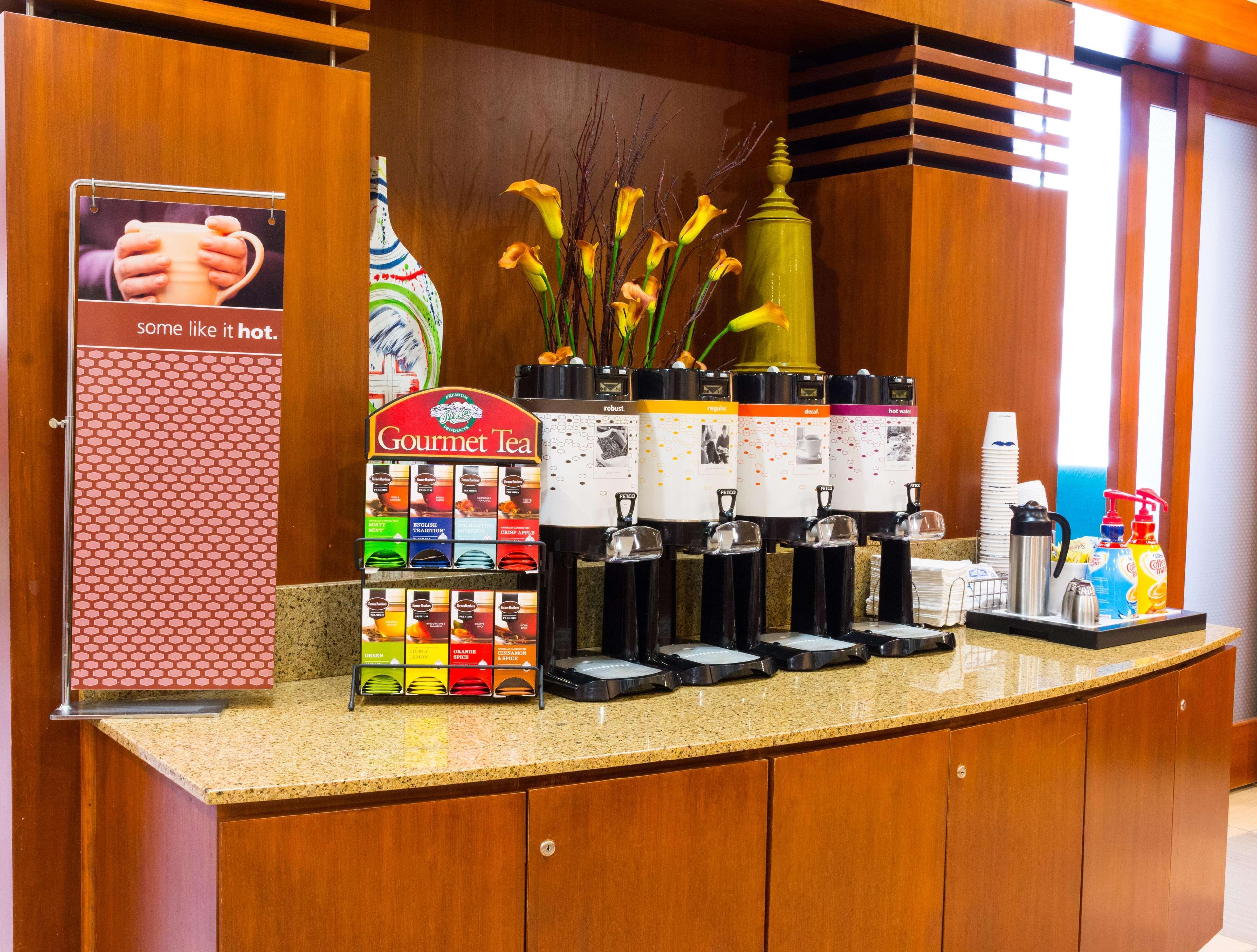 Hampton Inn & Suites Riverside/Corona East Luaran gambar