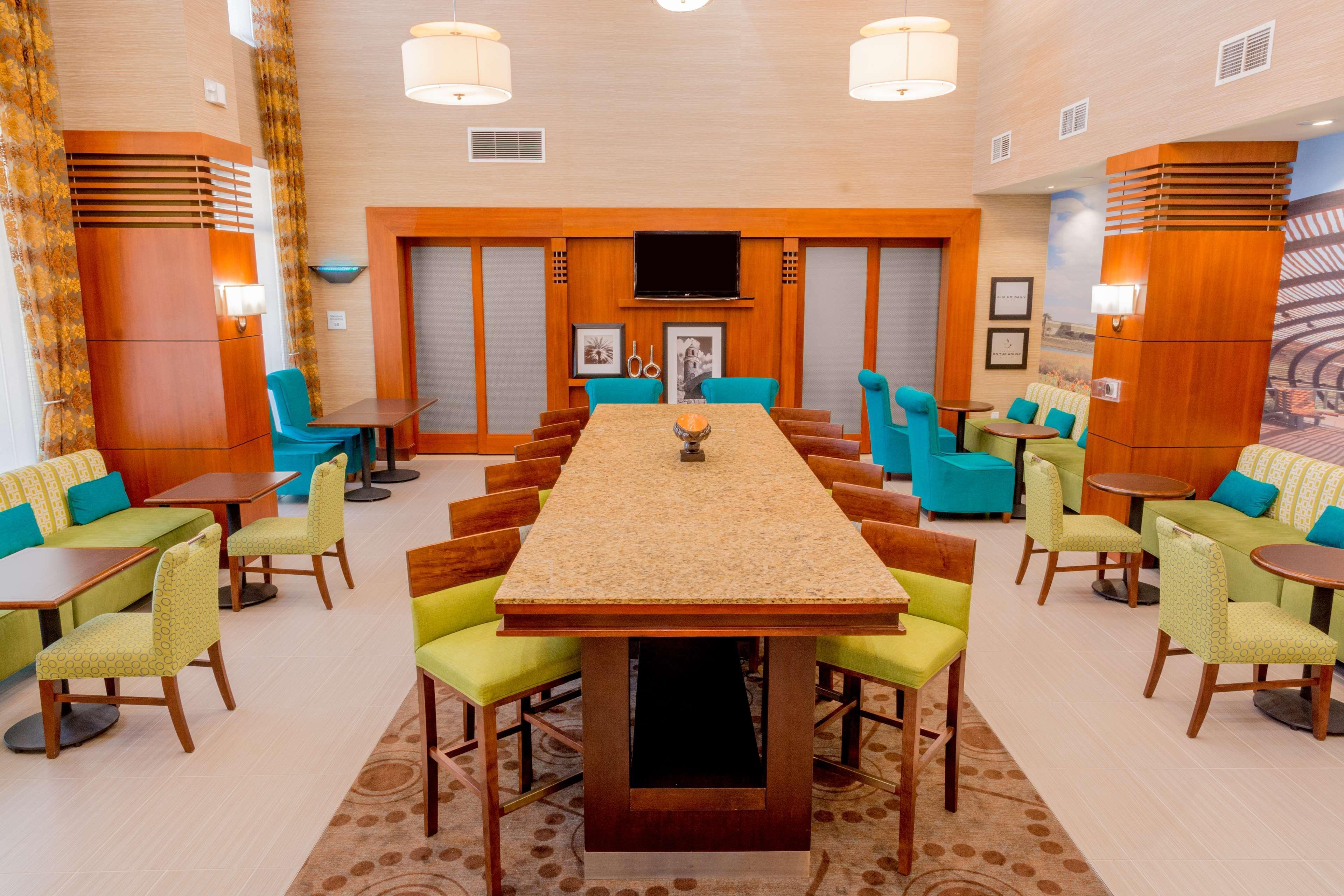 Hampton Inn & Suites Riverside/Corona East Luaran gambar