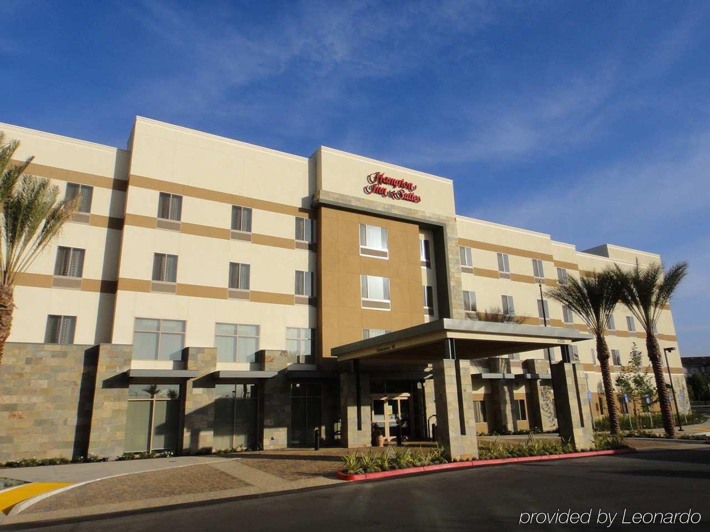 Hampton Inn & Suites Riverside/Corona East Luaran gambar