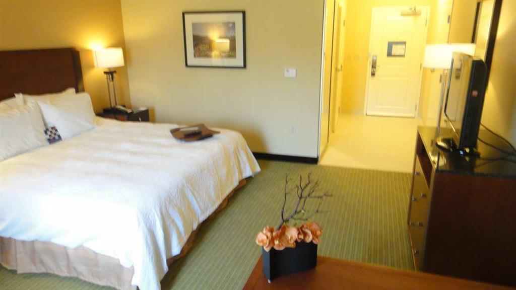 Hampton Inn & Suites Riverside/Corona East Bilik gambar